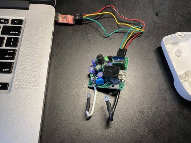 Brandon Roots' Hacked SmartSocket