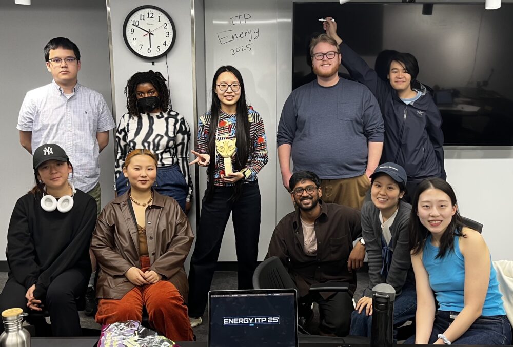 A nice group of students
A group of nice students